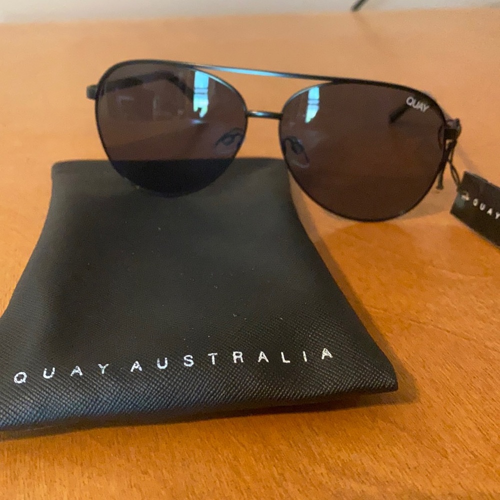QUAY Aviator Sunglasses